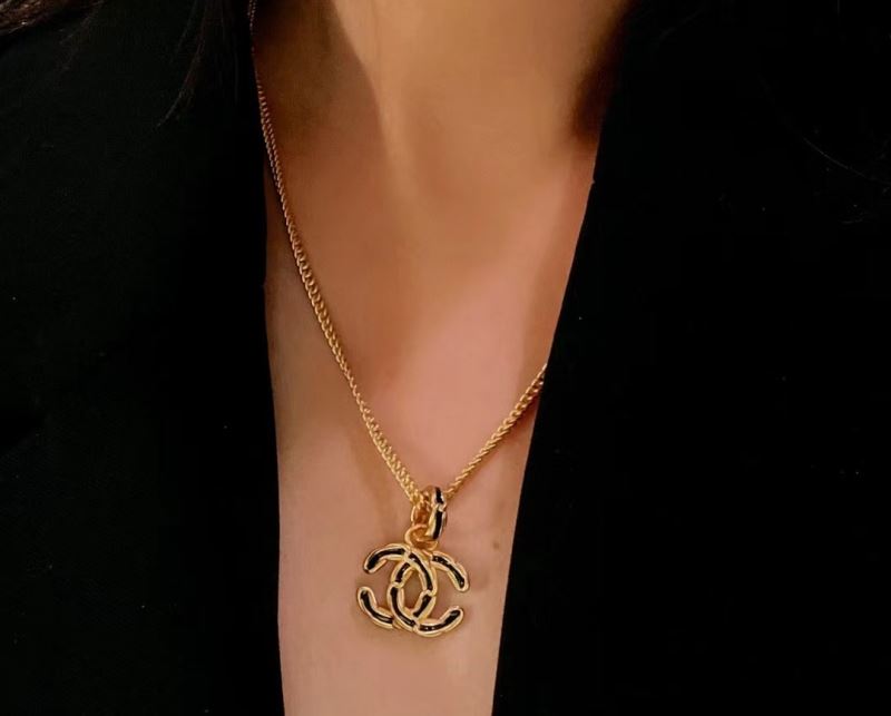 Chanel Necklaces